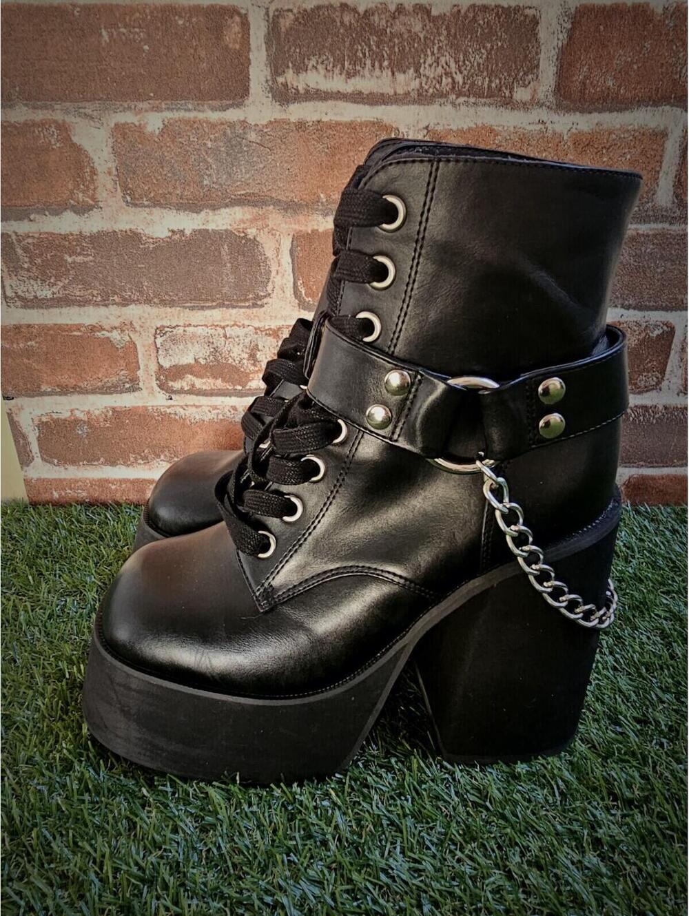 Current Mood Black Platform Heels Boot With Chains Size 8